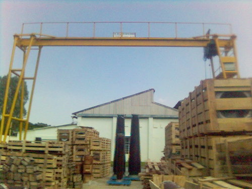 Heavy Duty Gantry Crane - Max Height 80-100 Feet, 50-100 Ton Capacity | Electric Power Source, Pendant Control, 12-Month Warranty