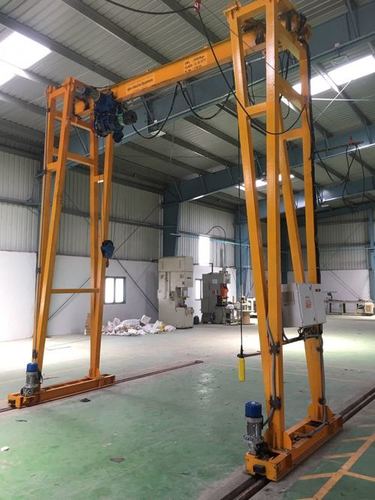 Portable Goliath Cranes