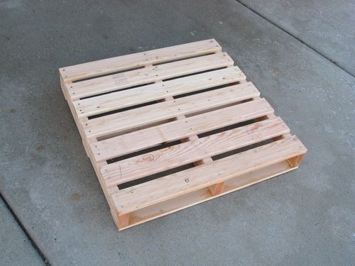 Wooden Pallet Tray