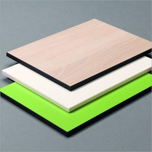 Decoratives Compact Laminates