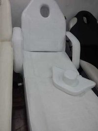 Portable Massage Table Age Group: Elders