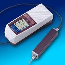 Sj220 Mitutoyo Surface Roughness Tester - Color: White And Brown
