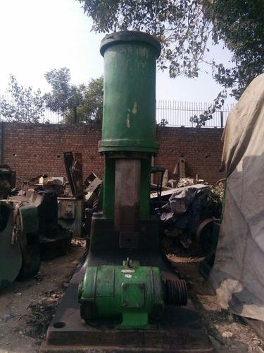 Massey 750 Kg Forging Hammer - Color: Green