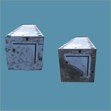 Concrete Cube Mold