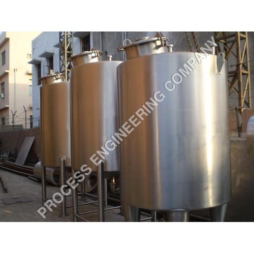 Vertical Milk Storage Tank