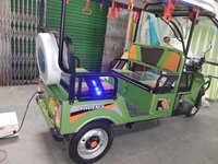 PX 100 Deluxe E Rickshaw