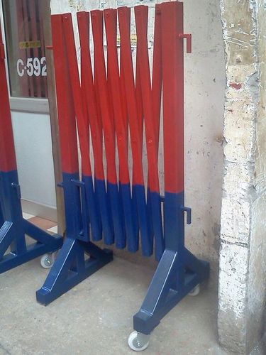 EXPENDABLE BARRIER