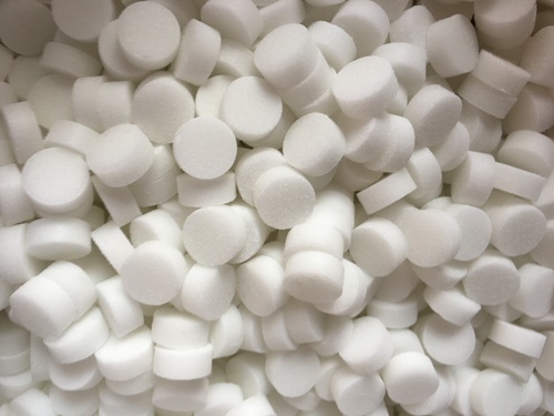 camphor tablet