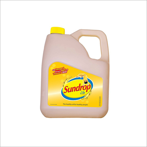 2 Lt Sundrop Edible Oil Pack Age Group: Adults