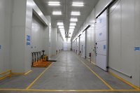 Commercial Cold Storage - Ms Structure With Puf Insulation, +2 To +25â°c Temp Range, 100mm Thickness, Hermetically Sealed Compressor, Air-cooled System