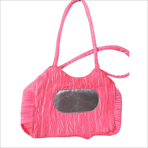 Jewellery Ladies Pink Hand Bags Design: Plain