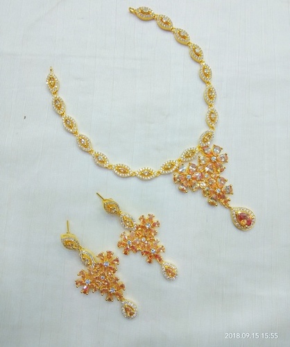 IMITATION NECKLACE IMITATION NECKLACE