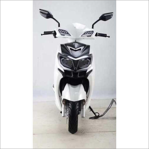White Electric Scooty White Electric Scooty