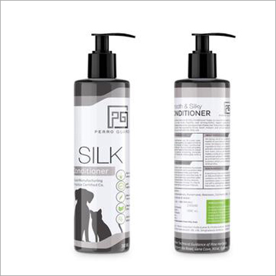 White Smooth Silky Pet Hair Conditioner