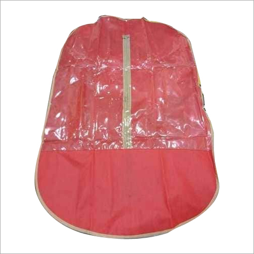 Red suitcover with beigh piping round shape