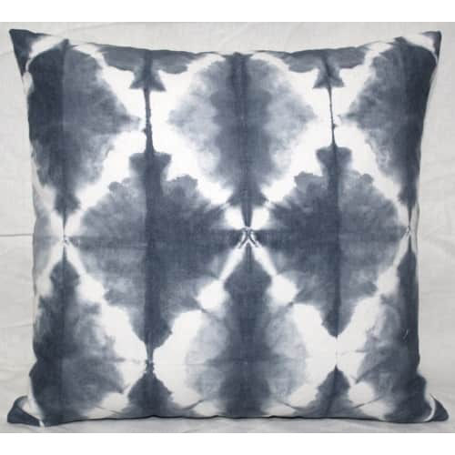 Grey & White Cushion Dimensions: 40*40 Centimeter (Cm)