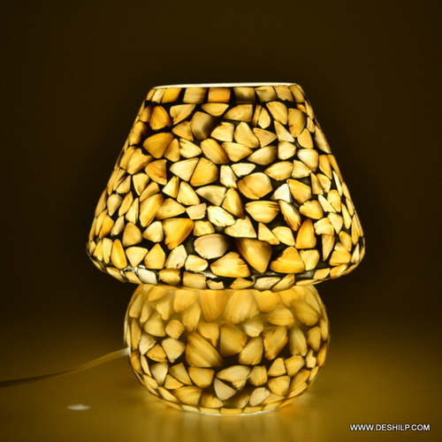 MOTHER OF PEARLS GLASS ANTIQUE DESIGN TABLE LAMP
