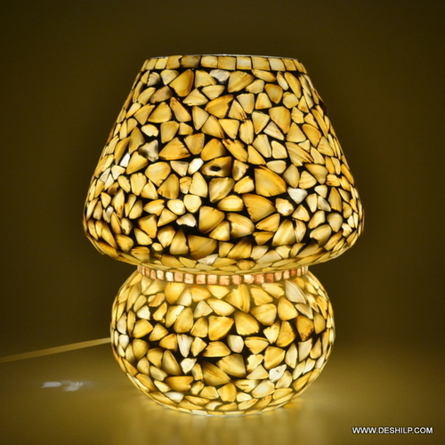 GLASS MOTHER OF PEARLS TABLE LAMP