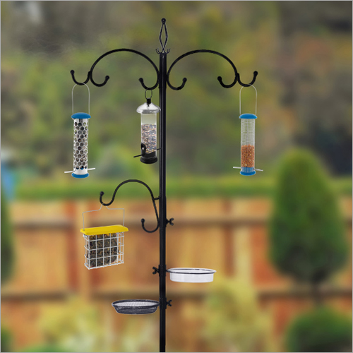 Bird Feeder Pole/ Dinning station
