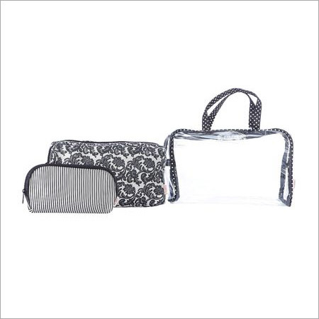 Smooth Finishing Ladies Black Travel Organiser Kit