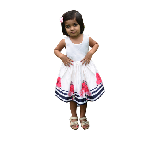 Stylish Baby Frock Age Group: 1 To 5 Year