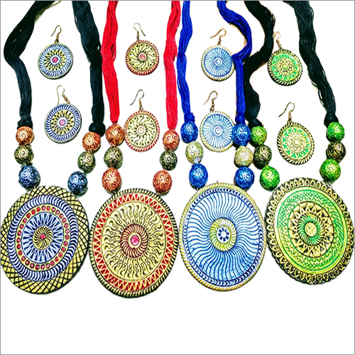 Handmade Fashionable Terracotta Jewellery Set
