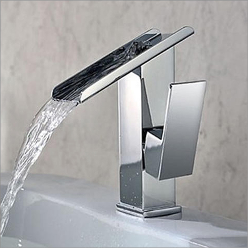 Single Handle Bathroom Faucets
