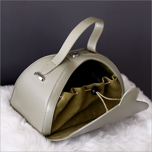 Handbags - Lola Green