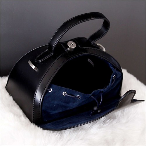 Handbags - Lola Black
