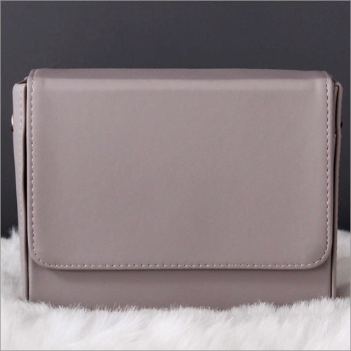Handbags - Naomi Grey