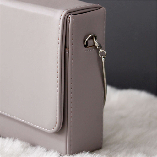 Handbags - Naomi Grey