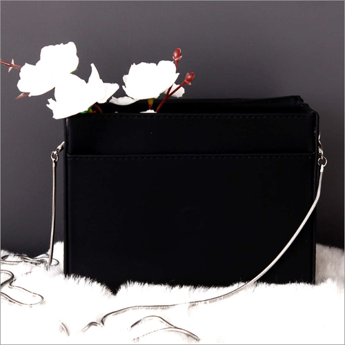 Handbags - Naomi Black