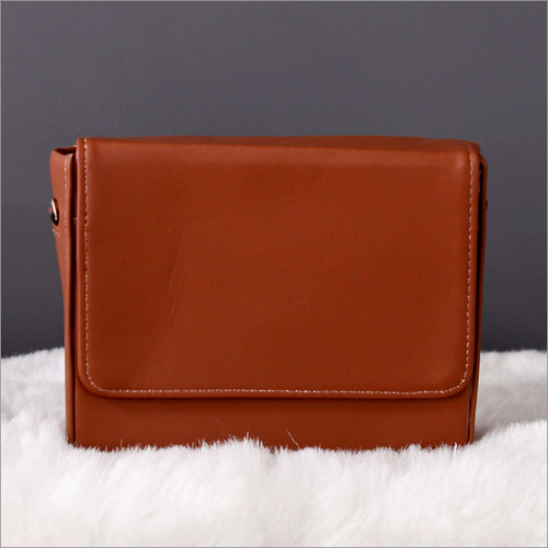 Handbags - Naomi Tan