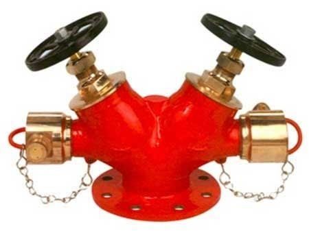 Double head landing valve