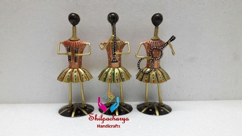 Iron Painted Musical Set of 3 Men