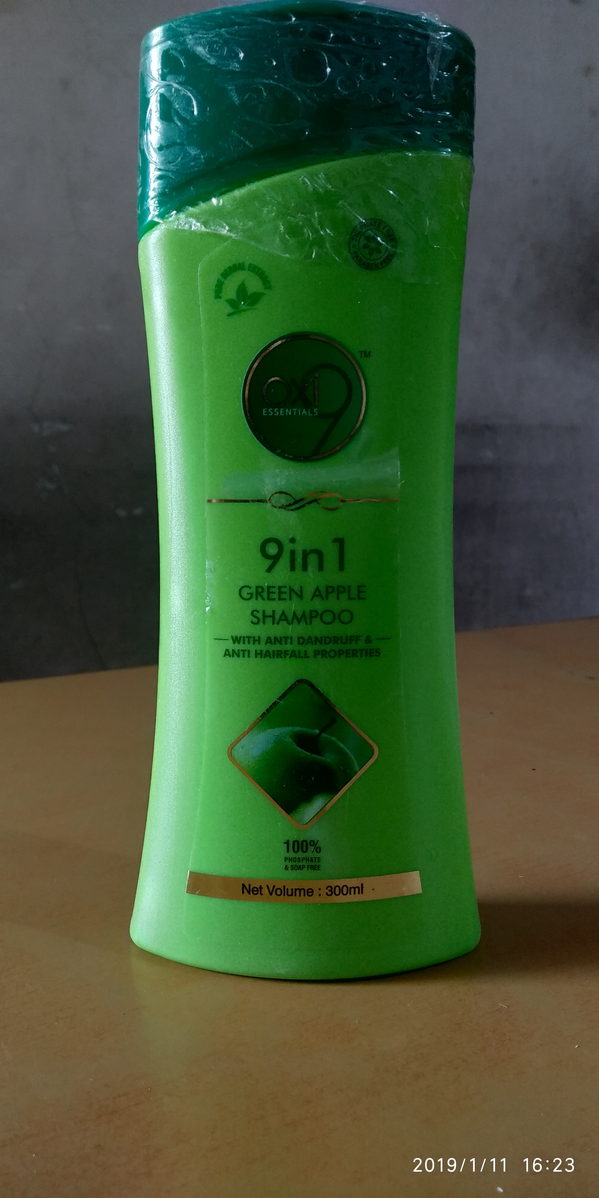 Green Apple Shampoo with AntiDandruff