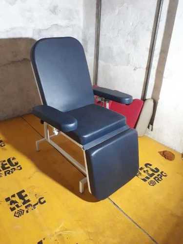 Blood donor chair
