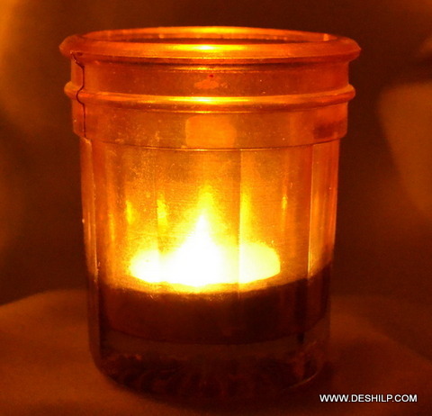 COLORFUL T LIGHT GLASS CANDLE HOLDER