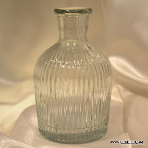 GLASS ANTIQUE PERFUME BOTTLE