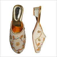 White Party Wear Jutti