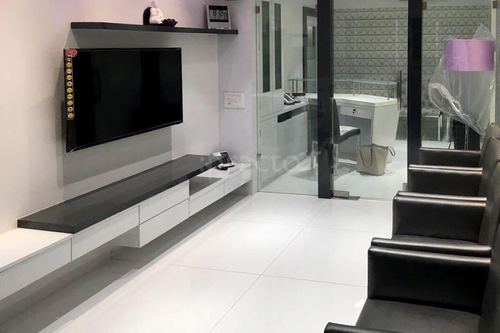 Hospital Interior Designer