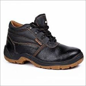 Black Hillson Workout Safety Shoes at 