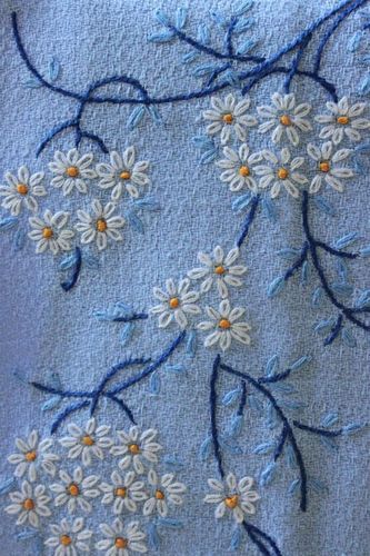 Lazy Daisy Stitch Embroidery