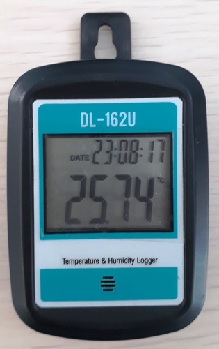 Temperature Humidity Data Logger Dl 162 Application: Industrial