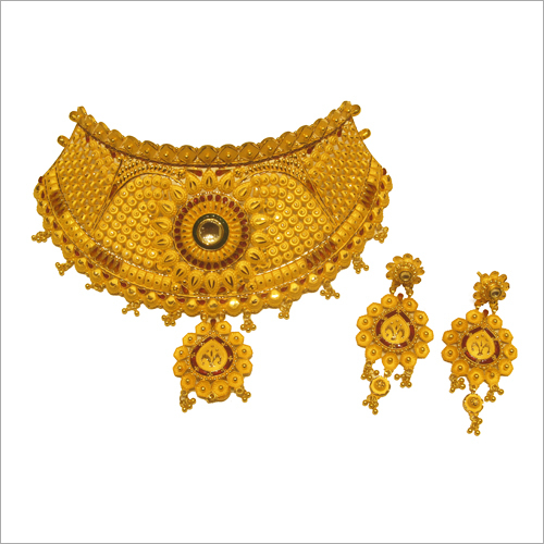 Ladies Party Wear Gold Necklace
