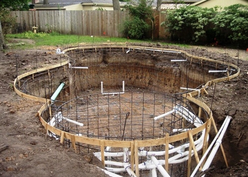 brick swimming pool construction