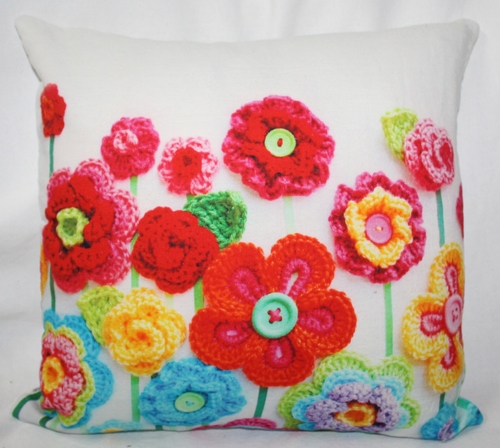 Multicolor Croshia Print Cushion Cover