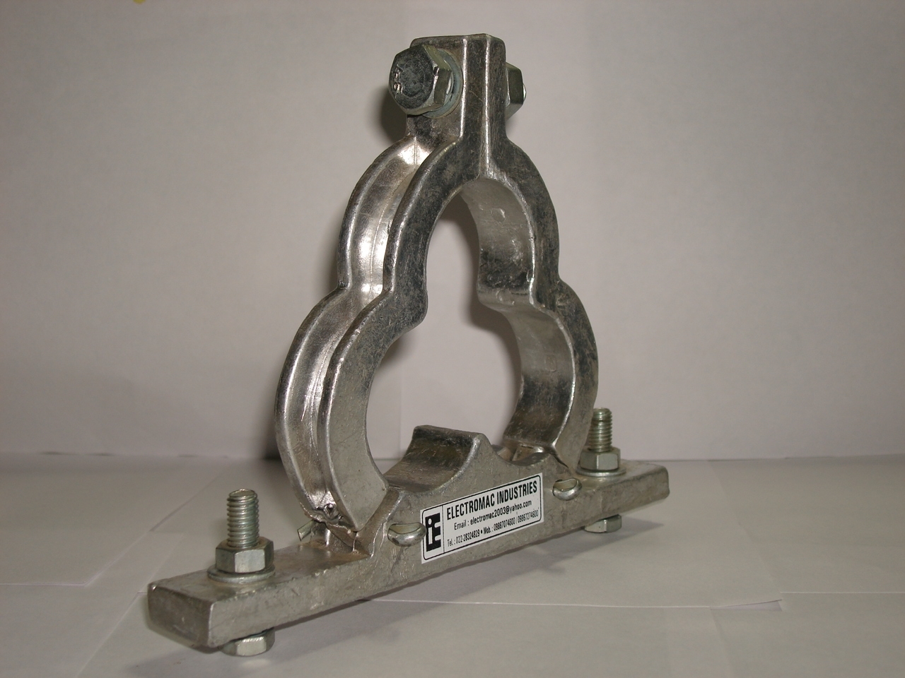 Trefoil Clamp Cleat
