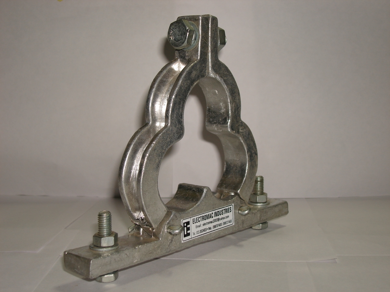 Die cast Aluminium Trefoil Clamp