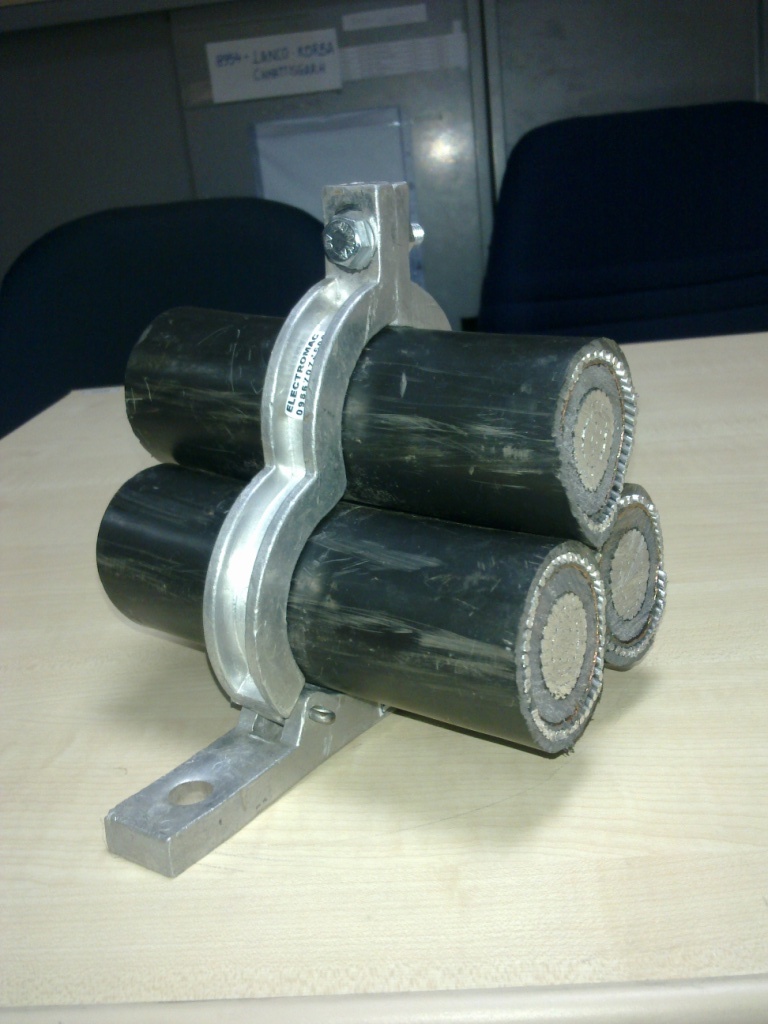 Trefoil Cable Clamps